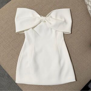 Meshki Gwyneth Dress